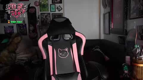 Blue online show from March 12, 2:47 am