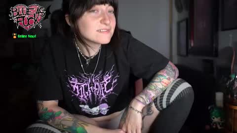 Blue online show from March 13, 2:57 am