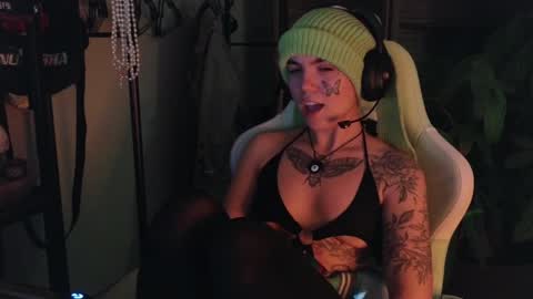 Blue online show from January 12, 5:13 am