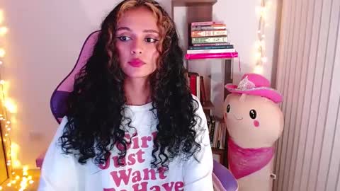 Im Abril .. Nice to meet you  thumb up me please its important  INDEPENDENT MODEL online show from September 19, 3:38 am