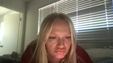 blueyebabyxoxo online show from April 17, 11:18 pm