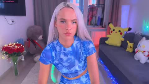 Mikki chan online show from March 7, 8:13 am