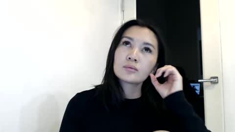 Liya online show from October 15, 5:26 pm