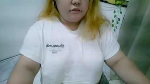 bombastic_darla online show from September 28, 6:42 am