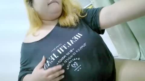 bombastic_darla online show from September 9, 11:54 am