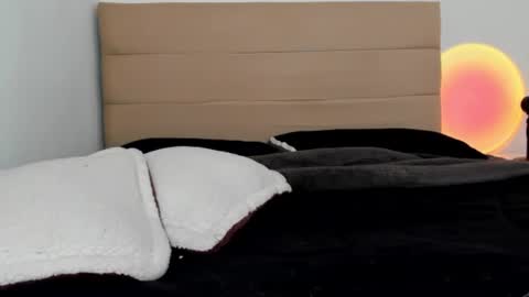 Bonnie  online show from March 9, 7:37 pm