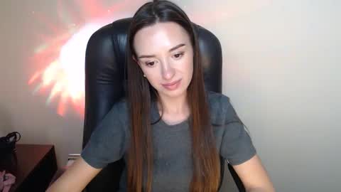 Bonnie online show from May 3, 1:14 pm