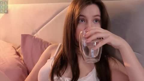 Eva online show from October 5, 7:19 pm