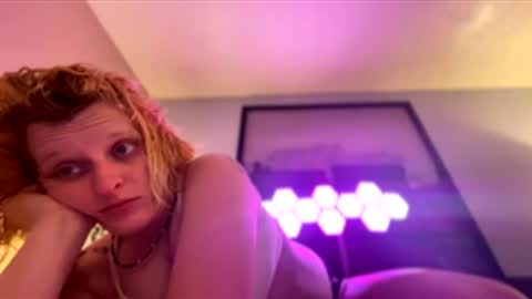 boobookittyfuxx online show from March 1, 12:38 pm