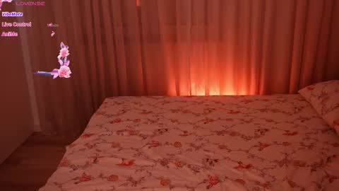 boootyfrytti online show from March 8, 2:04 am