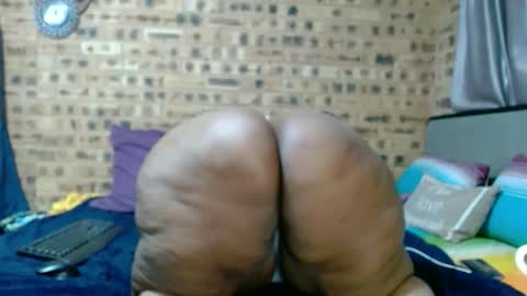 bootytwerkxxx online show from March 17, 8:35 pm