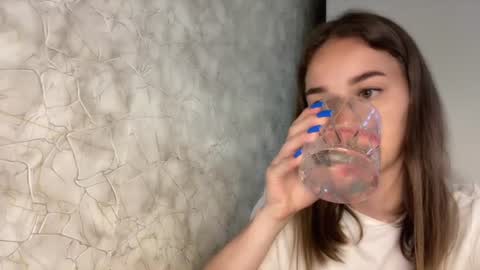 Kate online show from July 4, 5:20 pm