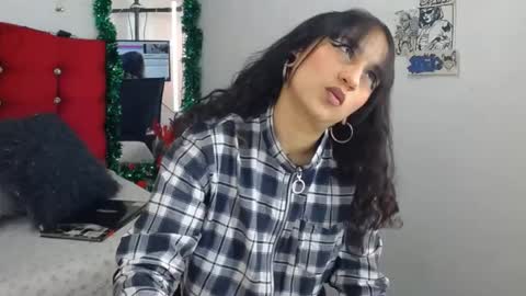 brandy_angell online show from December 13, 5:21 pm