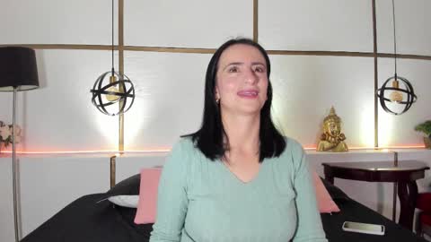 MeganBeaked online show from September 29, 12:10 pm