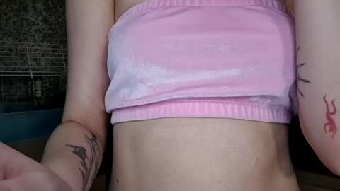 Mia   online show from April 17, 5:20 am