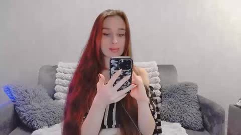 bri_fox online show from March 24, 8:14 pm