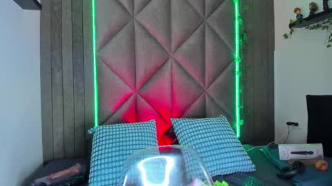 B R I A  online show from January 14, 3:00 am