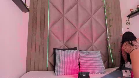 B R I A  online show from November 18, 2:45 am