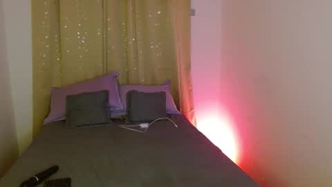 briana_stark online show from December 1, 10:34 pm