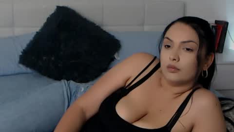 briannabk online show from May 15, 6:43 pm