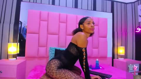 brithanyslim online show from December 30, 8:04 pm