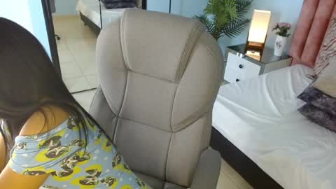 brithney_rose online show from April 1, 1:41 pm