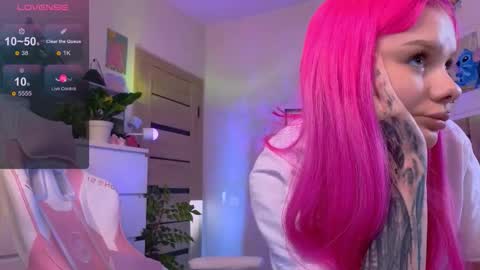 Britney online show from October 8, 7:02 am