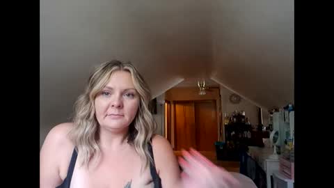 brittanybby23 online show from September 21, 5:22 pm