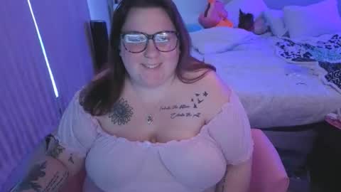 Madam Brooke online show from January 7, 7:28 pm