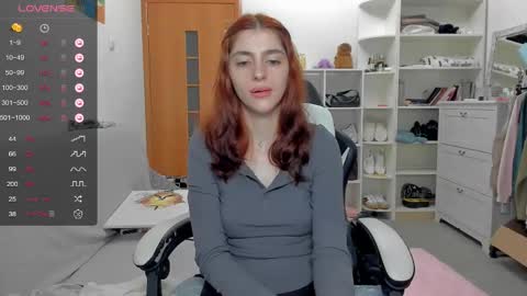 broosnica1 online show from May 26, 1:54 pm