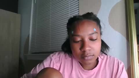 Brownsuagrcutie online show from October 28, 9:52 pm