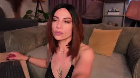 MayaCroft online show from June 17, 5:47 pm