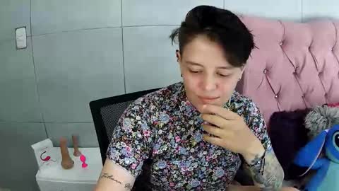 bug2025 online show from November 19, 2:00 am