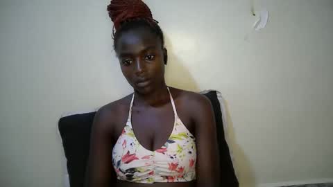 bunny_bliss1 online show from April 18, 7:58 pm
