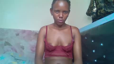 bunnydiva_ online show from October 22, 11:43 pm