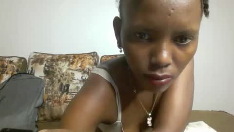 bunnydiva_ online show from March 13, 4:03 am