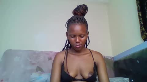 bunnydiva_ online show from November 18, 6:20 pm