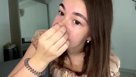 Nica online show from March 3, 8:20 am