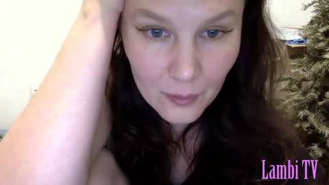 Lamb online show from March 4, 7:22 pm