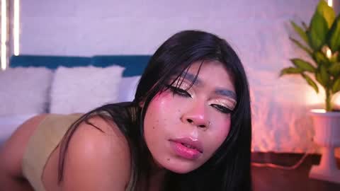 CailynBrown online show from April 8, 4:36 am