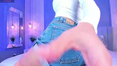 Caitlyn  online show from September 9, 11:15 pm