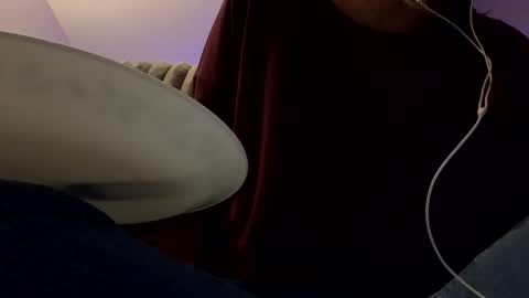 calishop1 online show from February 22, 3:34 am