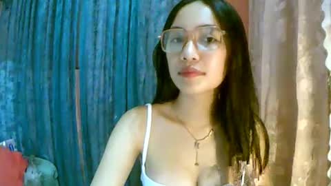 Freya online show from October 20, 12:52 pm