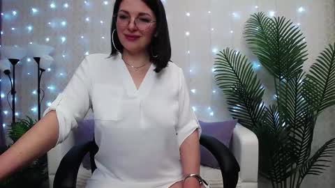 camelia_lillie online show from March 15, 4:03 am
