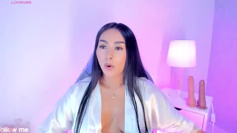 Camelia Smith online show from March 13, 7:31 am