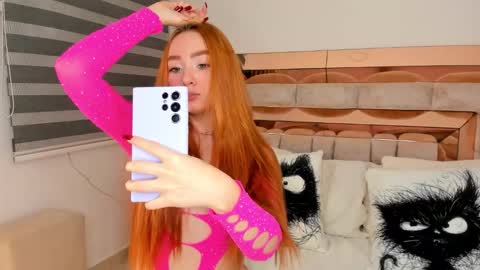 camii  online show from December 15, 1:11 am