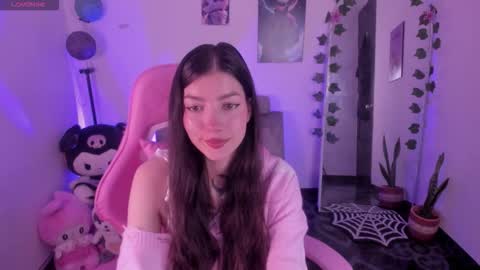 CAMI  online show from October 18, 10:44 pm