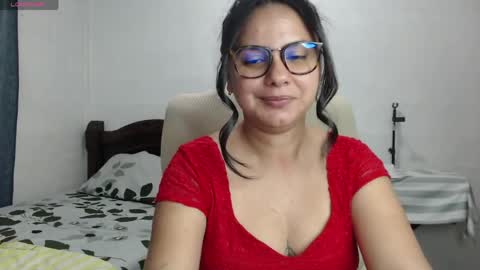 Camila Valbuena online show from April 8, 3:08 am