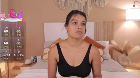 camila_bustamante_ online show from February 5, 5:38 pm