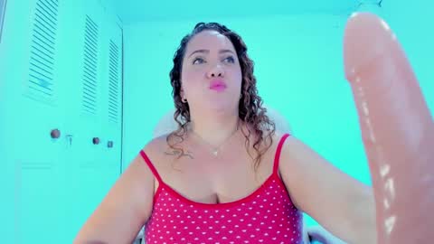 camilaa foxxx online show from January 27, 5:26 pm